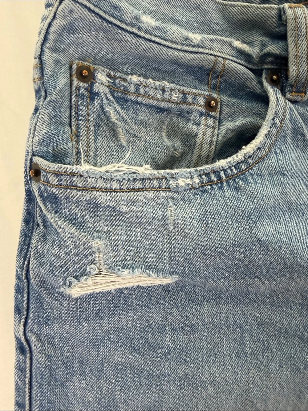 Zara Baggy Distressed Denim Jorts Light Wash Y2K Skater Shorts Size 31